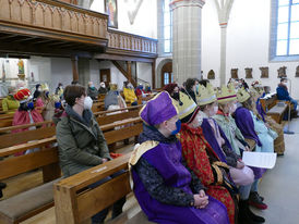 Diözesale Aussendung der Sternsinger des Bistums Fulda in St. Crescentius (Foto: Karl-Franz Thiede)